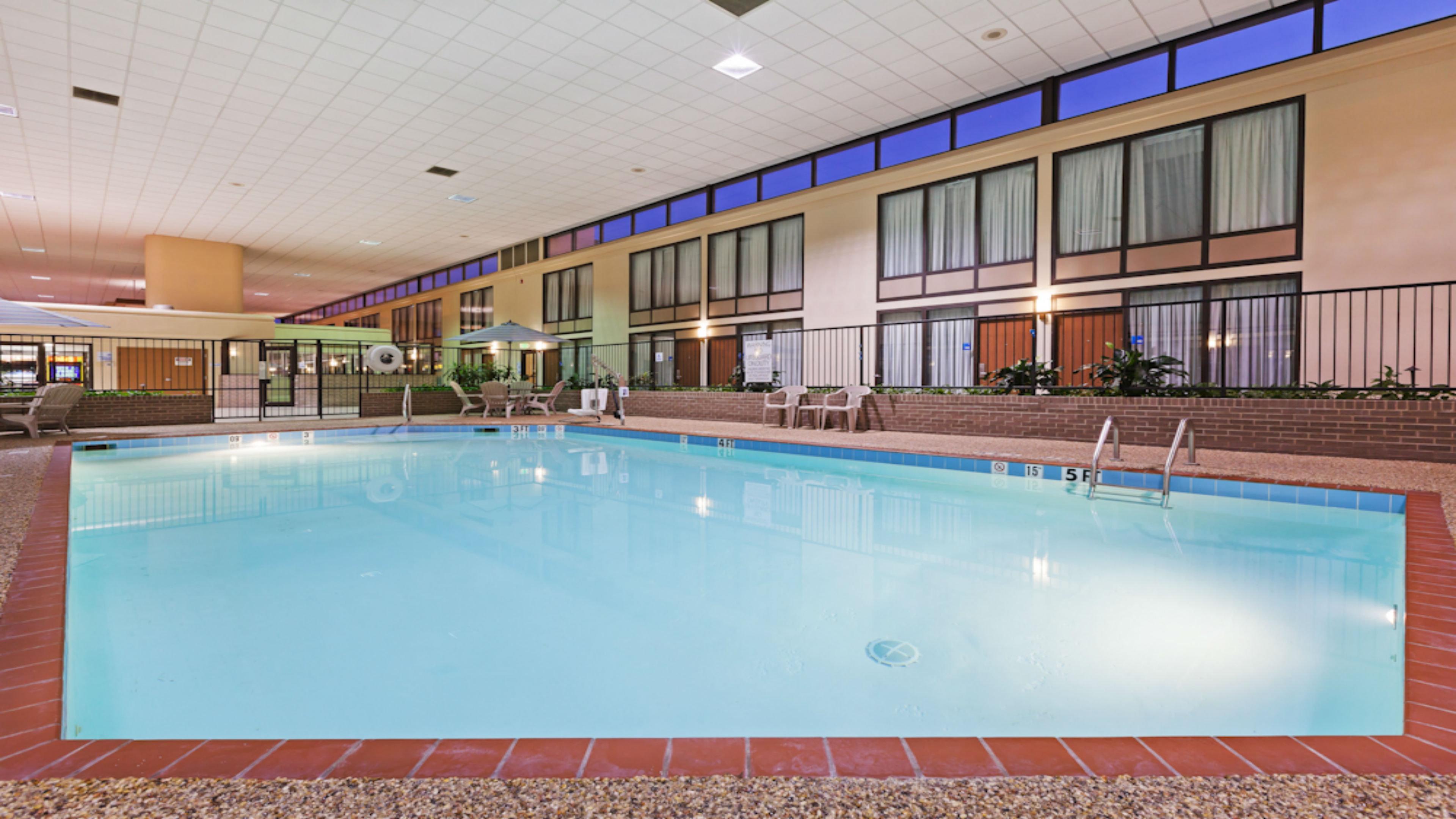 Holiday Inn Express Little Rock-Airport By Ihg Экстерьер фото