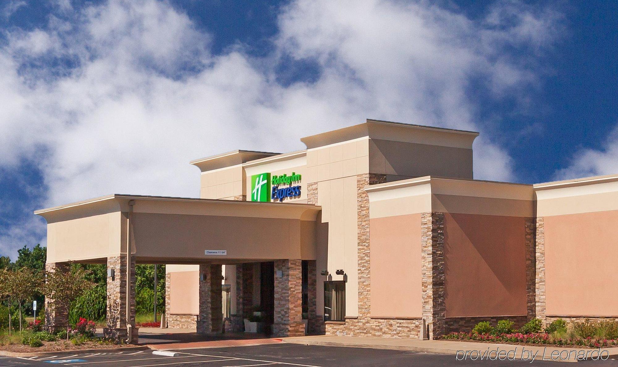 Holiday Inn Express Little Rock-Airport By Ihg Экстерьер фото